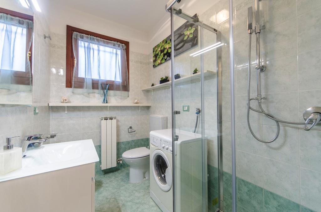 Residence Villaggio Dei Fiori Con Piscina E Posto Spiaggia Incluso كاوْرلي الغرفة الصورة